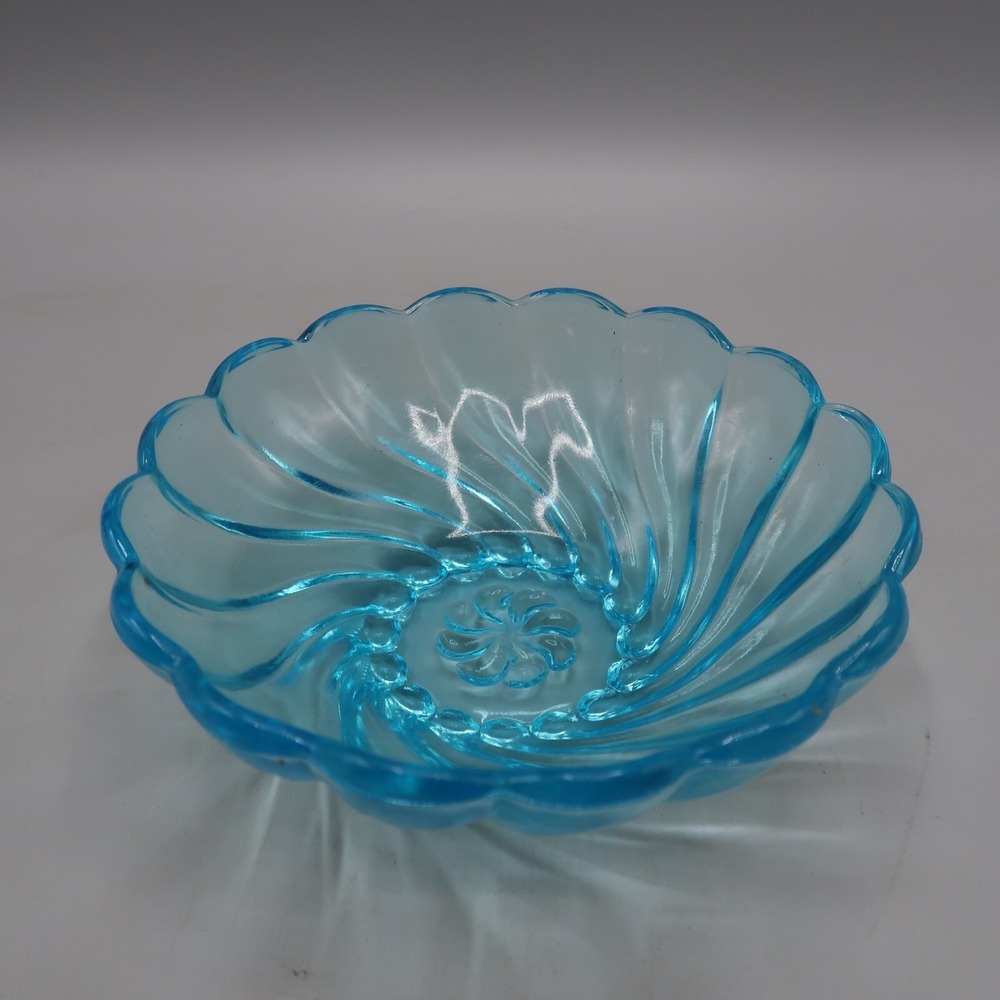 Vintage Hazel Atlas Capri Seashell Blue Dish Bowl‎ 4.5 in Candy Trinket